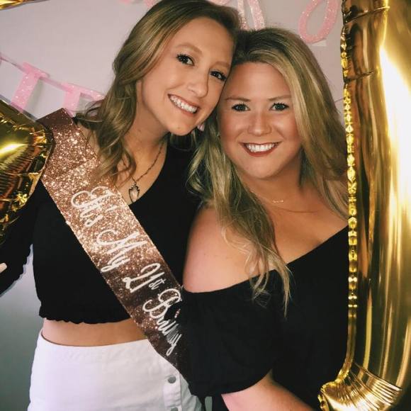 Meet your Posher, Mackenzie - Picture 1 of 1